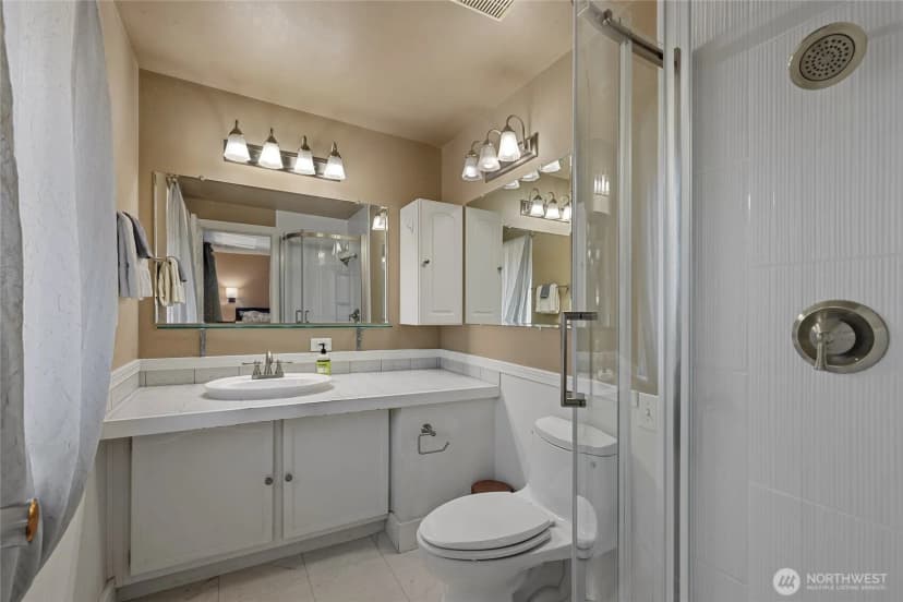 Property photo for 11621 19th Avenue Sw, Burien photo 17