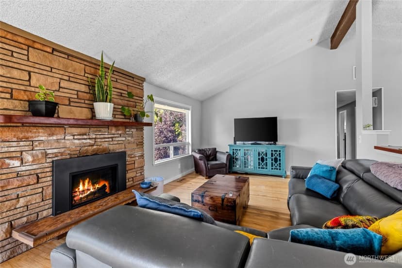 Property photo for 11621 19th Avenue Sw, Burien photo 6
