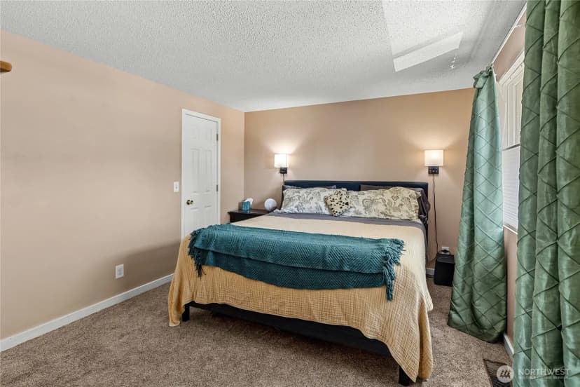 Property photo for 11621 19th Avenue Sw, Burien photo 16