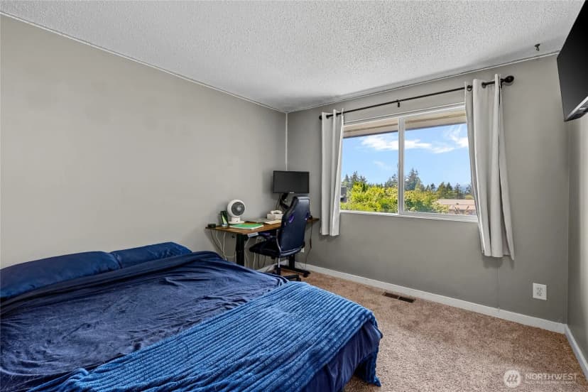 Property photo for 11621 19th Avenue Sw, Burien photo 18