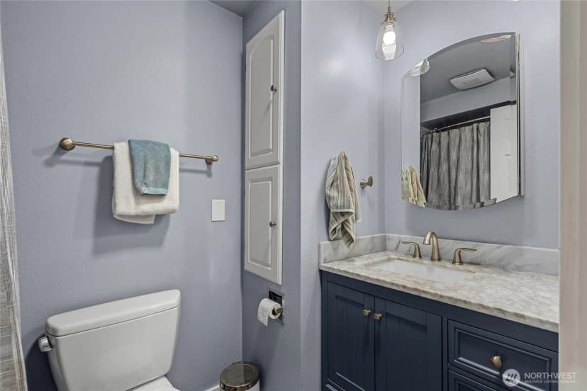 Property photo for 11621 19th Avenue Sw, Burien photo 22