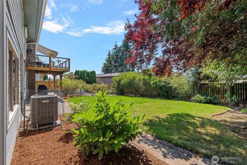 Property photo for 11621 19th Avenue Sw, Burien photo 31