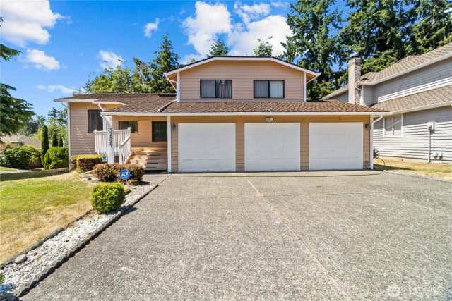 Property photo for 32827 12th Avenue Sw, Federal Way
