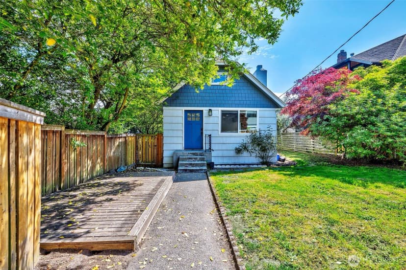 Property photo for 3806 35th Avenue W #unit 1, Seattle