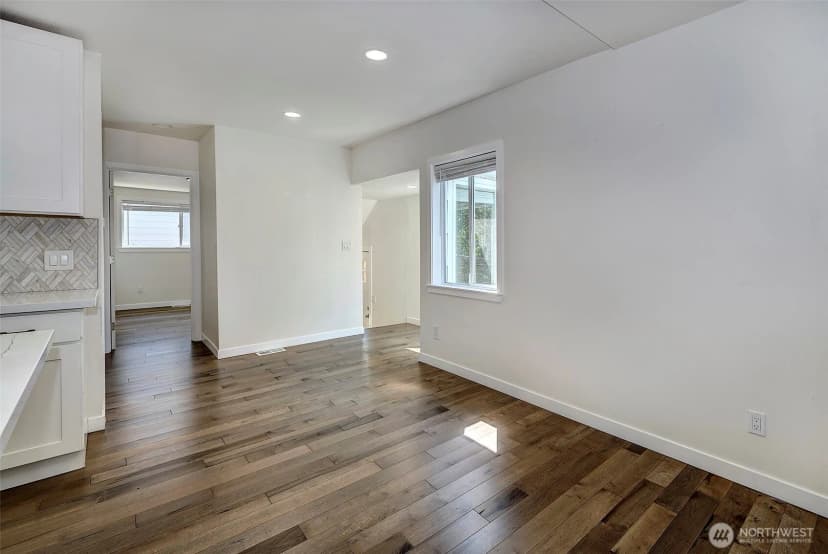 Property photo for 3806 35th Avenue W #unit 1, Seattle photo 14