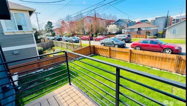 Property photo for 9040 17th Avenue Sw, Seattle photo 5