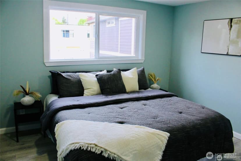 Property photo for 9040 17th Avenue Sw, Seattle photo 12