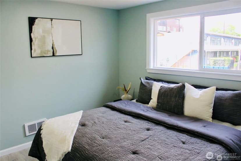 Property photo for 9040 17th Avenue Sw, Seattle photo 13