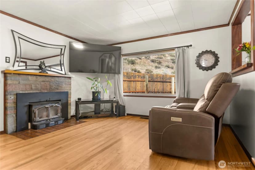 Property photo for 658 Twisp-carlton Road, Twisp photo 32