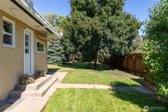 Property photo for 658 Twisp-carlton Road, Twisp photo 3