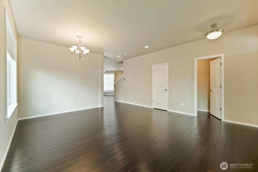 Property photo for 34004 12th Place Sw, Federal Way photo 10