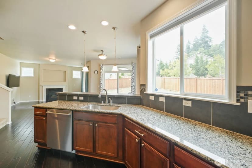 Property photo for 34004 12th Place Sw, Federal Way photo 20