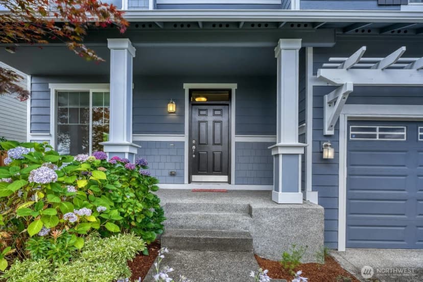 Property photo for 34004 12th Place Sw, Federal Way photo 2