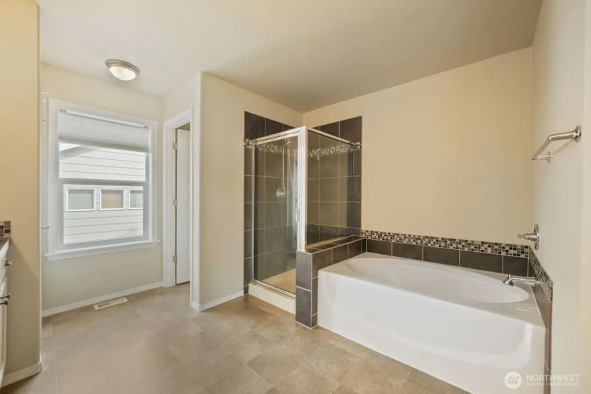 Property photo for 34004 12th Place Sw, Federal Way photo 31