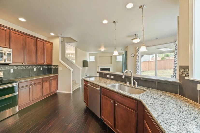 Property photo for 34004 12th Place Sw, Federal Way photo 18