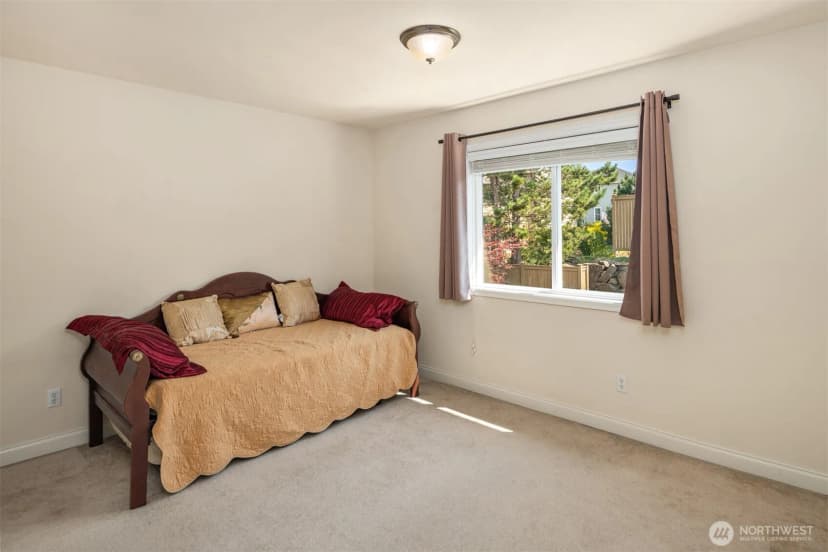 Property photo for 35909 Boulder Court, Snoqualmie photo 30