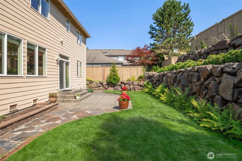 Property photo for 35909 Boulder Court, Snoqualmie photo 38