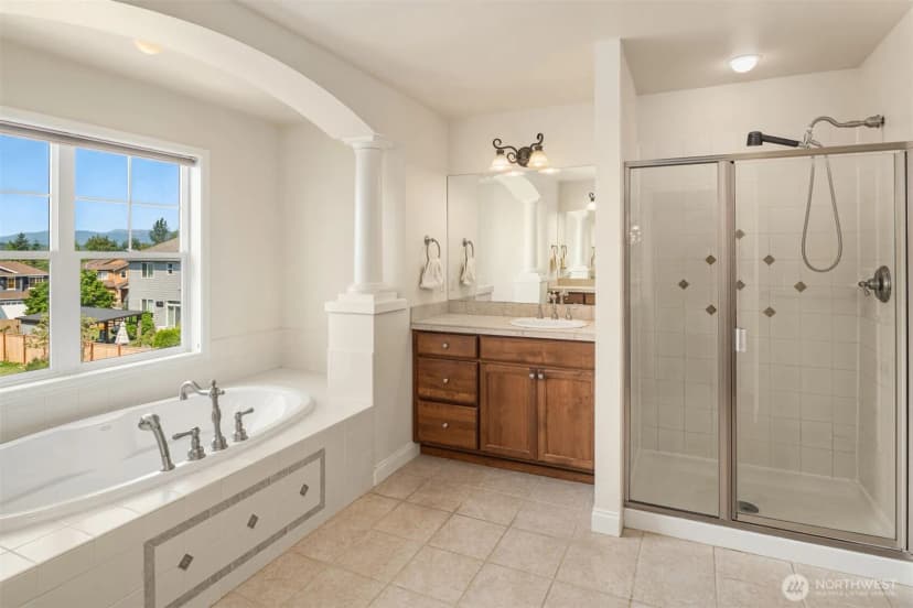 Property photo for 35909 Boulder Court, Snoqualmie photo 28
