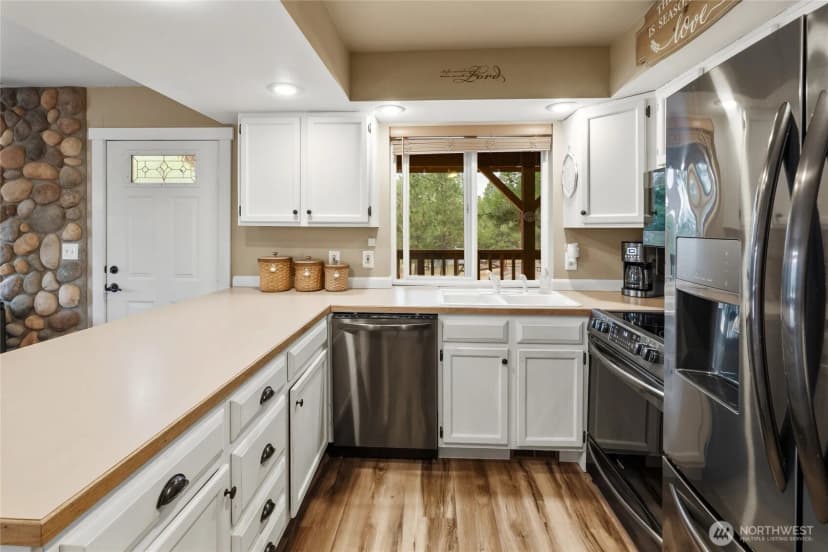 Property photo for 1150 White Road, Cle Elum photo 9