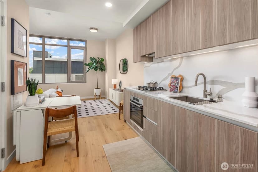 Property photo for 10232 Ne 10th Street #805, Bellevue photo 2
