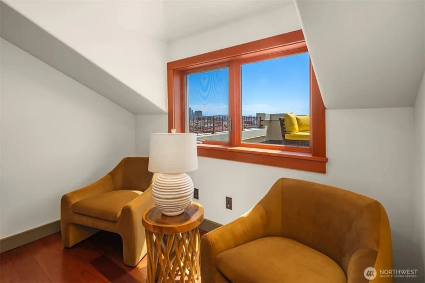 Property photo for 371 W Olympic Place, Seattle photo 27