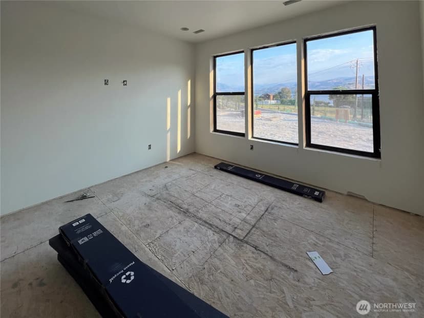 Property photo for 21 Loretta Lane, Chelan photo 16