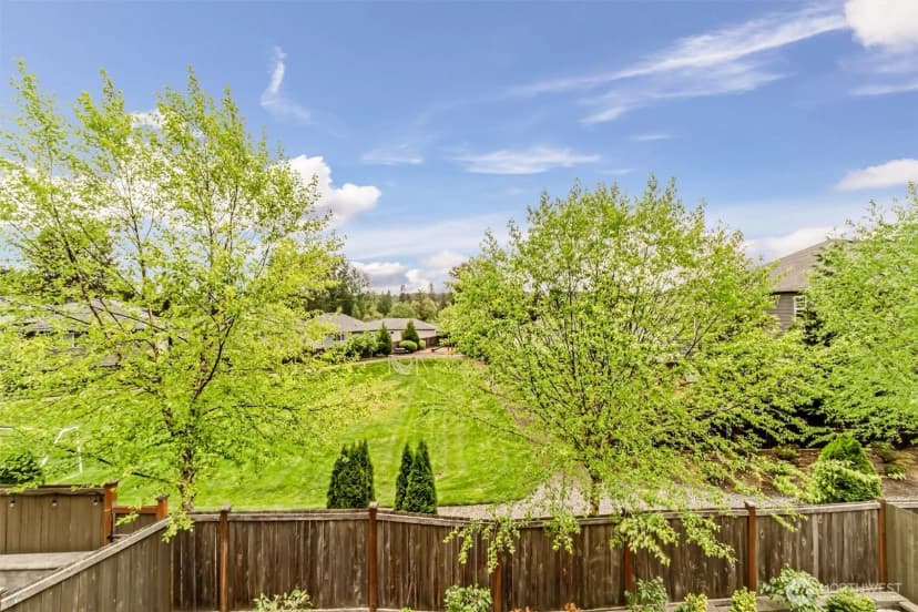 Property photo for 19817 11th Drive Se, Bothell photo 32