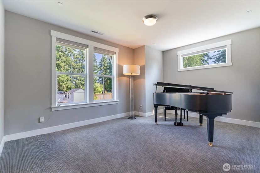 Property photo for 7219 Myers Road E, Bonney Lake photo 6
