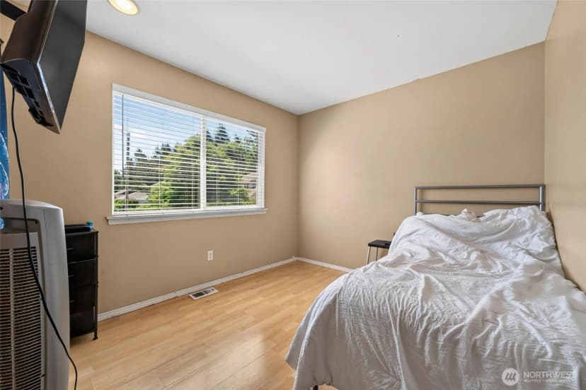 Property photo for 12516 Se 225th Court, Kent photo 18