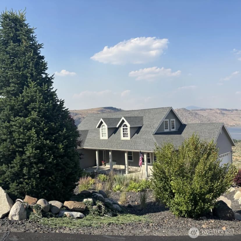 Property photo for 45720 Geostar Drive, Grand Coulee photo 2