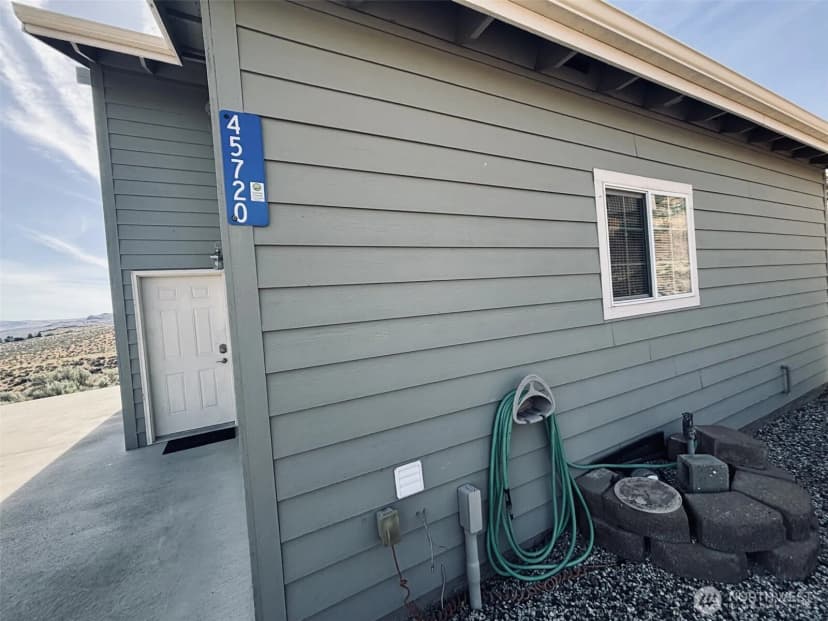 Property photo for 45720 Geostar Drive, Grand Coulee photo 28