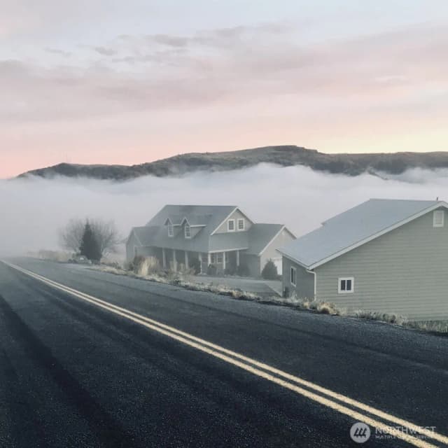 Property photo for 45720 Geostar Drive, Grand Coulee