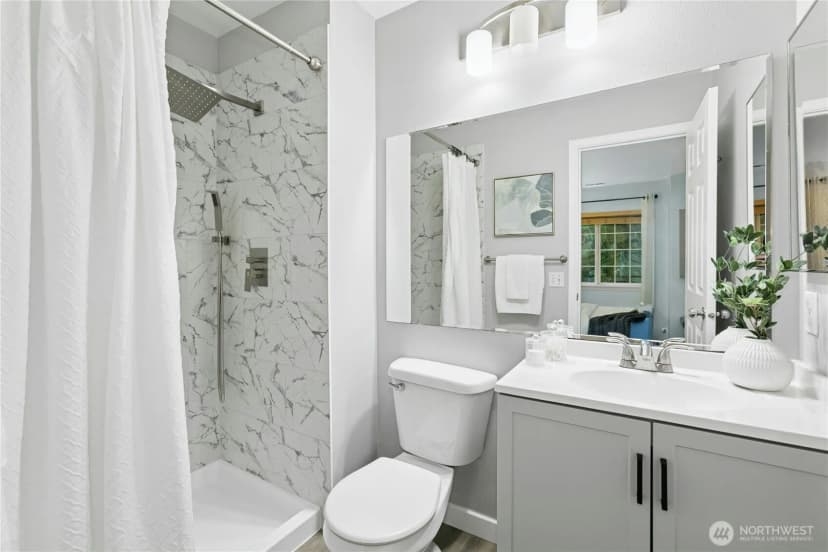 Property photo for 601 12th Avenue Nw #e4, Issaquah photo 24