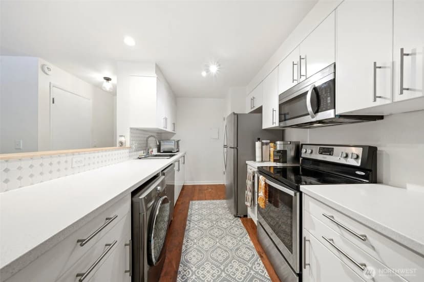 Property photo for 5630 200th Street Sw #b306, Lynnwood photo 9