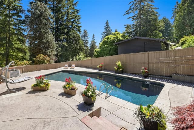 Property photo for 525 Mount Everest Lane Sw, Issaquah photo 5