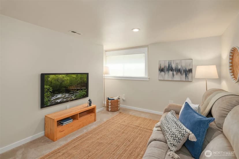 Property photo for 525 Mount Everest Lane Sw, Issaquah photo 23