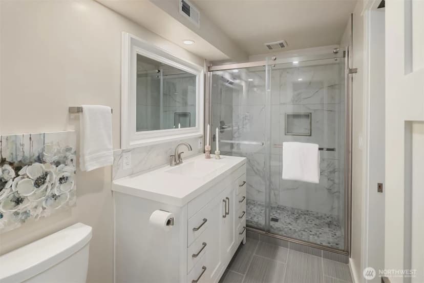 Property photo for 525 Mount Everest Lane Sw, Issaquah photo 19