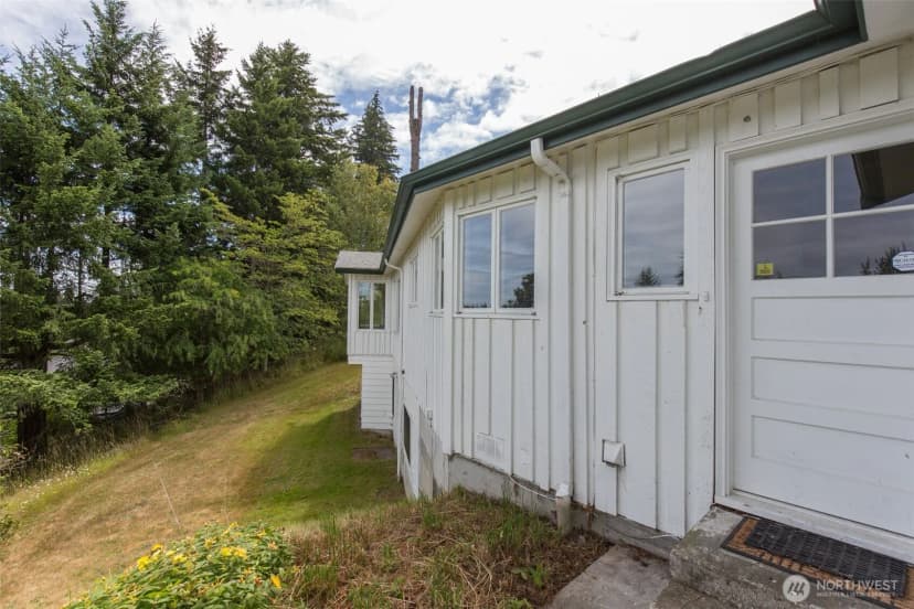 Property photo for 441 E Hillcrest Drive, Port Angeles photo 30