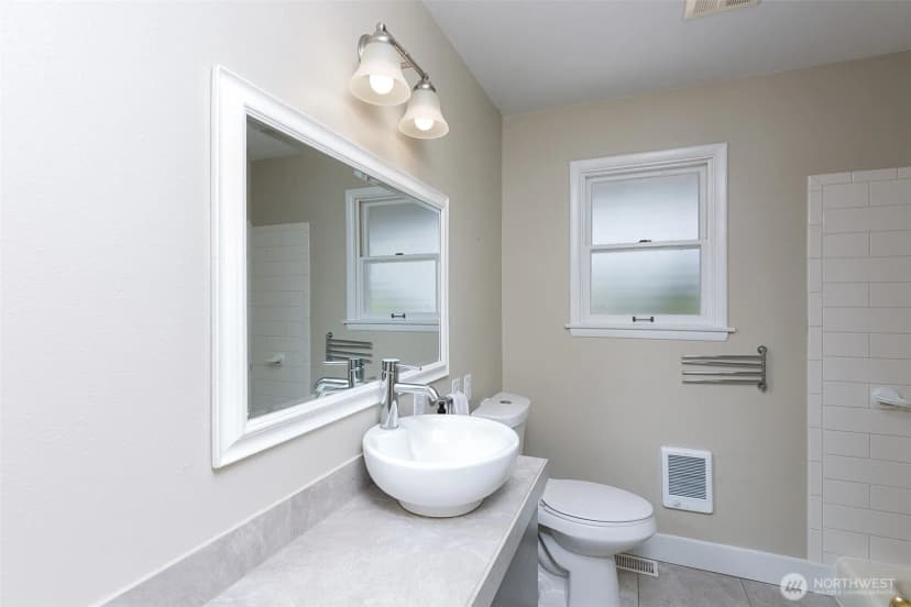 Property photo for 441 E Hillcrest Drive, Port Angeles photo 14