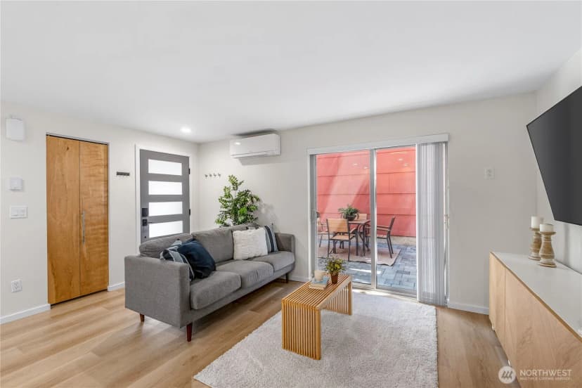 Property photo for 9229 17th Avenue Sw #a, Seattle photo 5