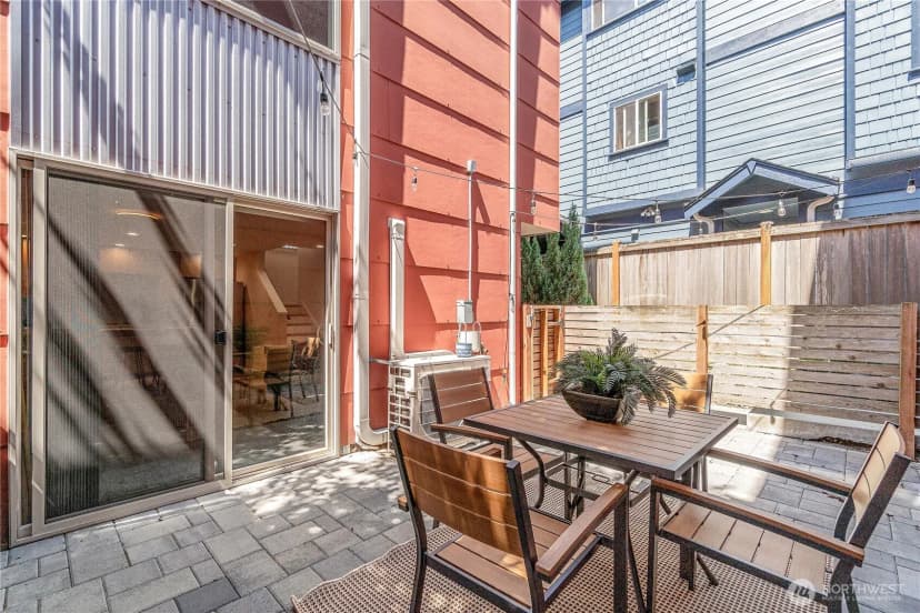 Property photo for 9229 17th Avenue Sw #a, Seattle photo 25