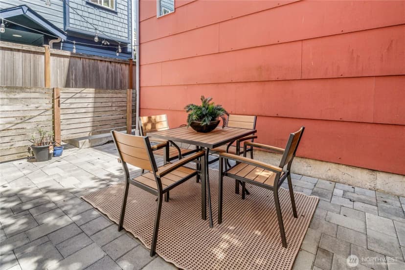 Property photo for 9229 17th Avenue Sw #a, Seattle photo 23