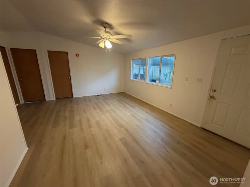 Property photo for 11901 55th Avenue Ne #21, Marysville photo 9