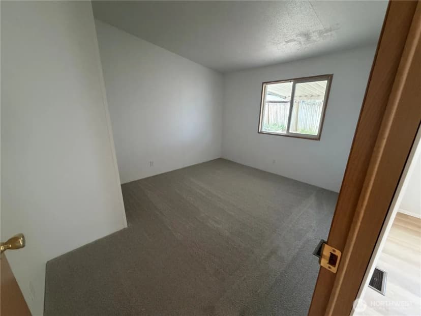 Property photo for 11901 55th Avenue Ne #21, Marysville photo 16