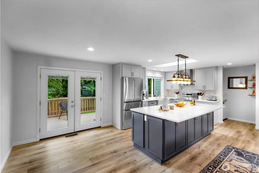 Property photo for 14013 113th Avenue Ne, Kirkland photo 10