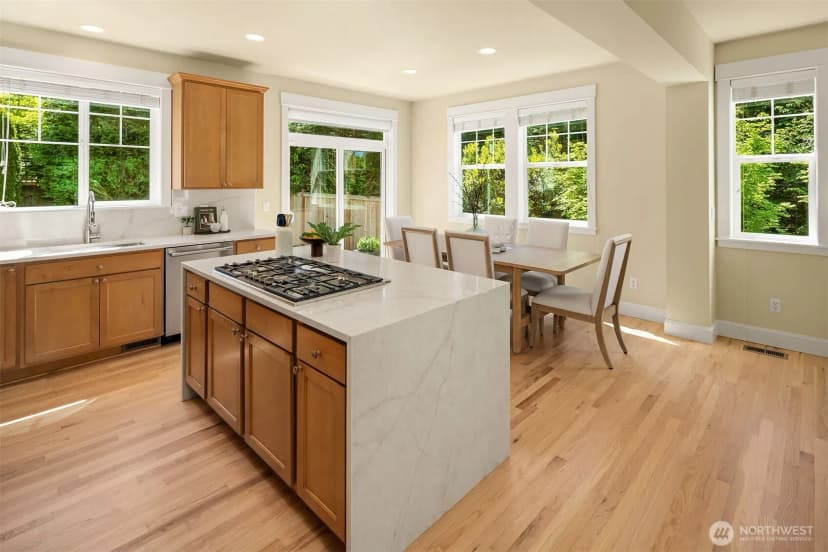 Property photo for 16517 Se 66th Street, Bellevue photo 15
