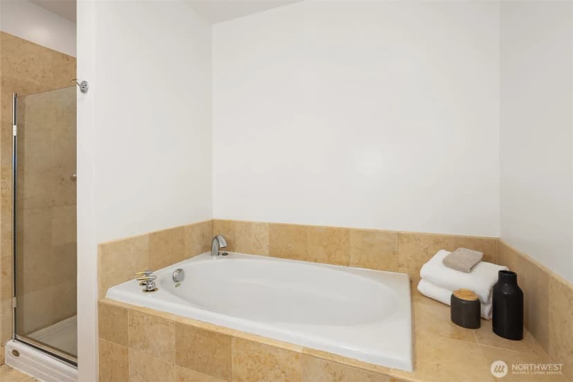 Property photo for 80 E Roanoke Street #2, Seattle photo 23