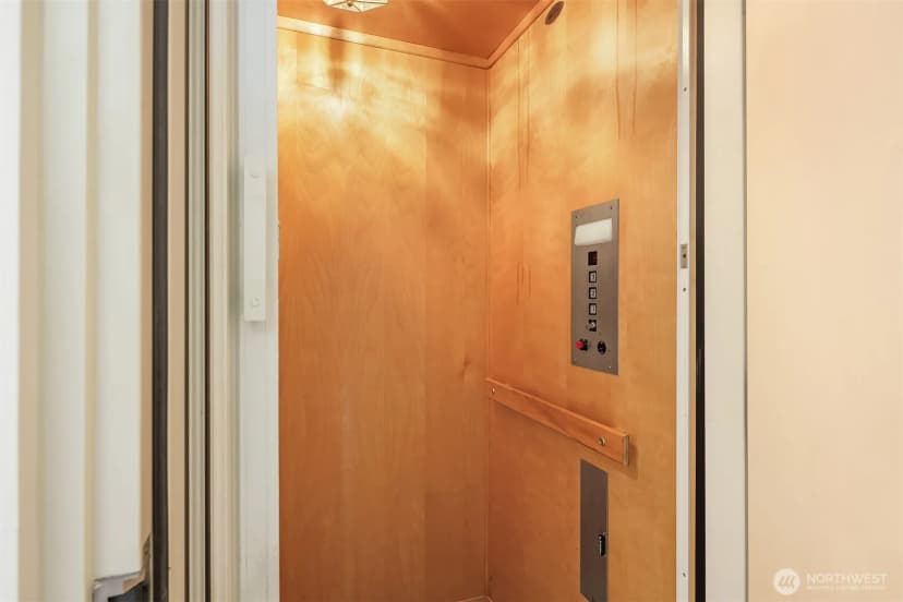 Property photo for 80 E Roanoke Street #2, Seattle photo 20