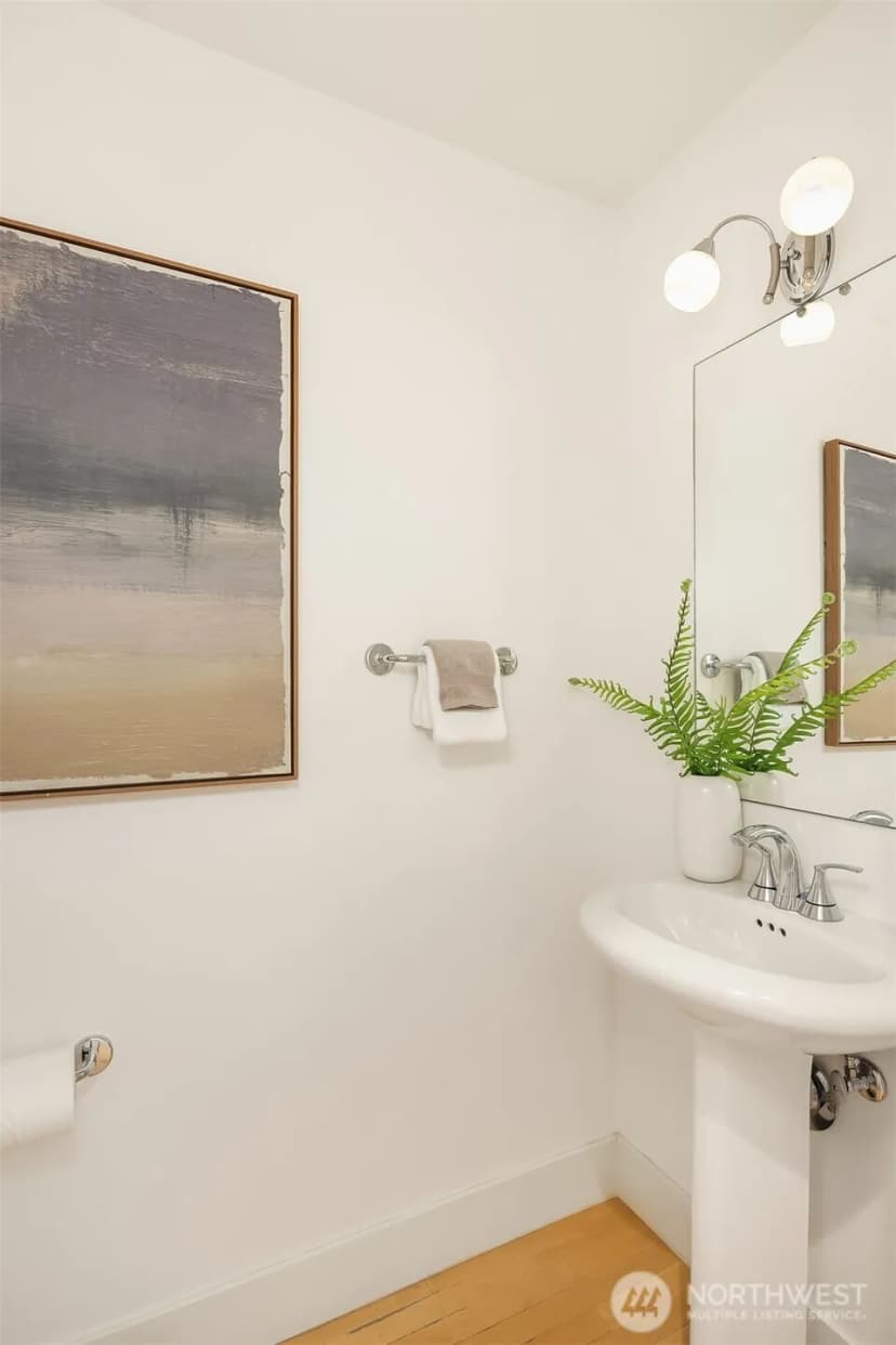 Property photo for 80 E Roanoke Street #2, Seattle photo 19