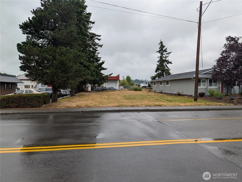 Property photo for 9115 271st Street Nw, Stanwood photo 2